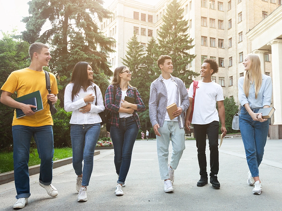 社会人になって後悔しないよう大学生活を楽しむコツ